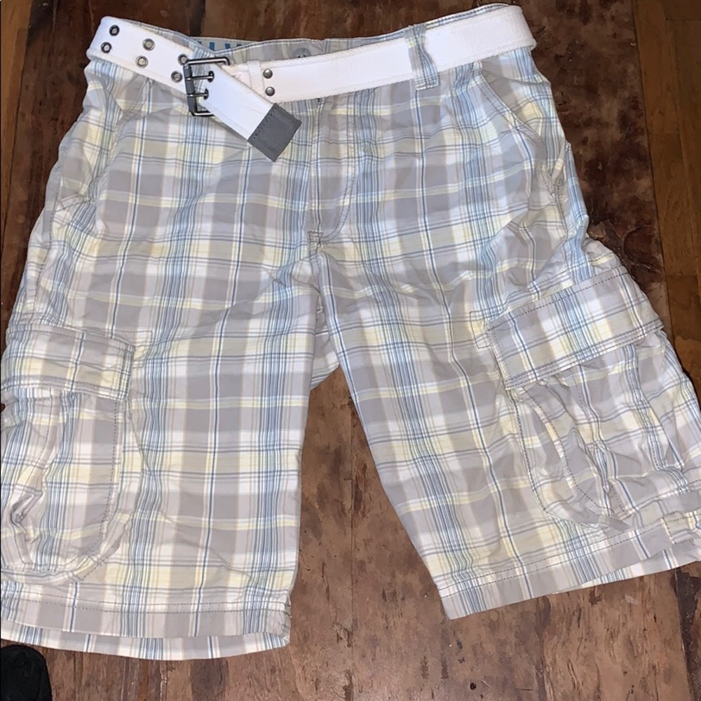 Calvin Klein Cargo Shorts with belt